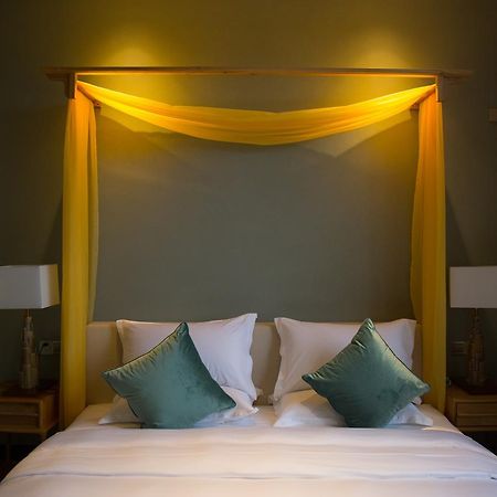 Hotel Seclusion Scenery Of Tangquan Hotspring Nanking Exterior foto